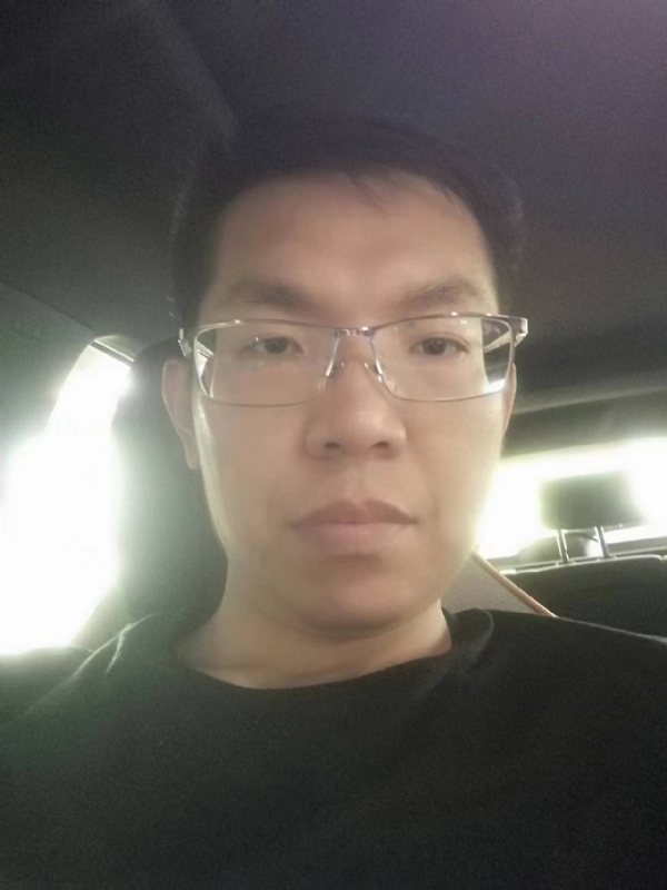 小黑包的第二张照片--龙岩相亲服务中心