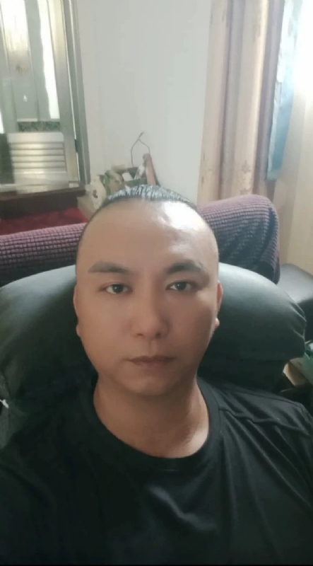 施逸森的第一张照片--龙岩相亲服务中心