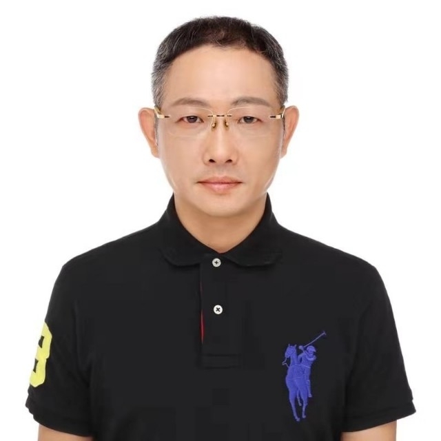 邱先森的第一张照片--龙岩相亲服务中心