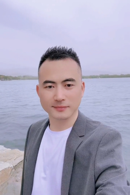 一往情深的第一张照片--龙岩相亲服务中心