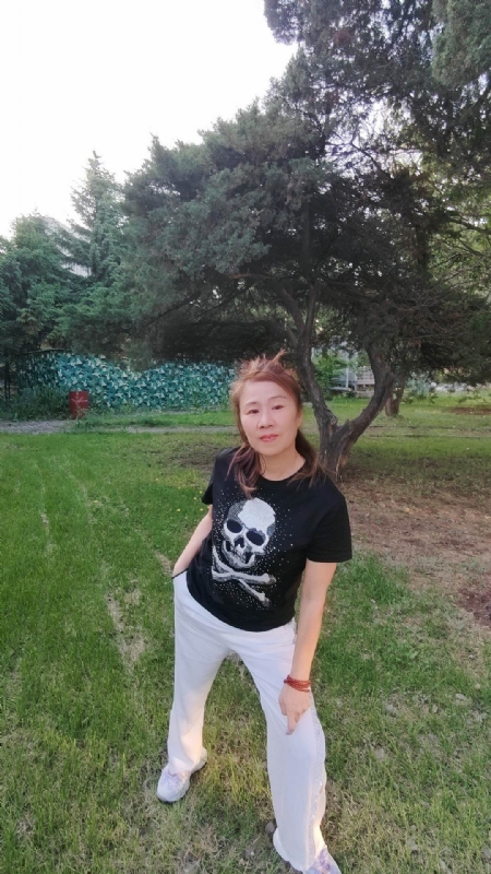晚霞的第二张照片--龙岩相亲服务中心