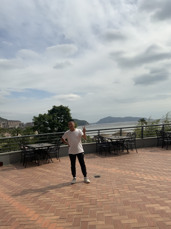 心酸瑟果的第一张照片--龙岩相亲服务中心