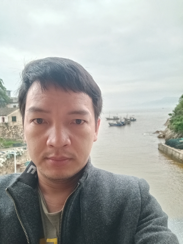 啊亮的第一张照片--龙岩相亲服务中心
