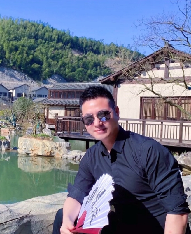 勿忘初心的第二张照片--龙岩相亲服务中心