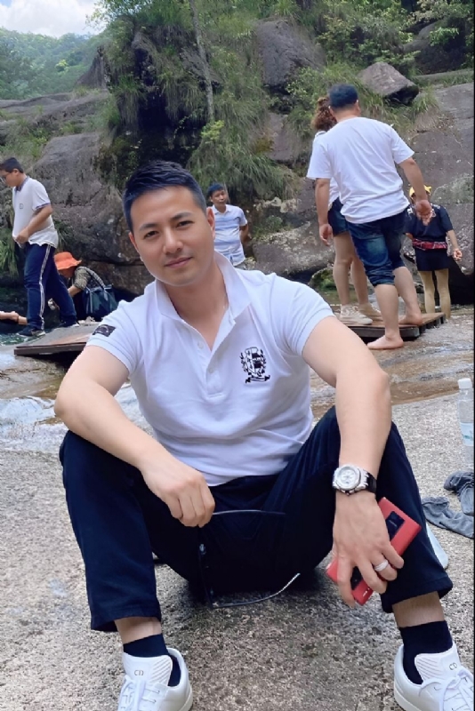 勿忘初心的第三张照片--龙岩相亲服务中心