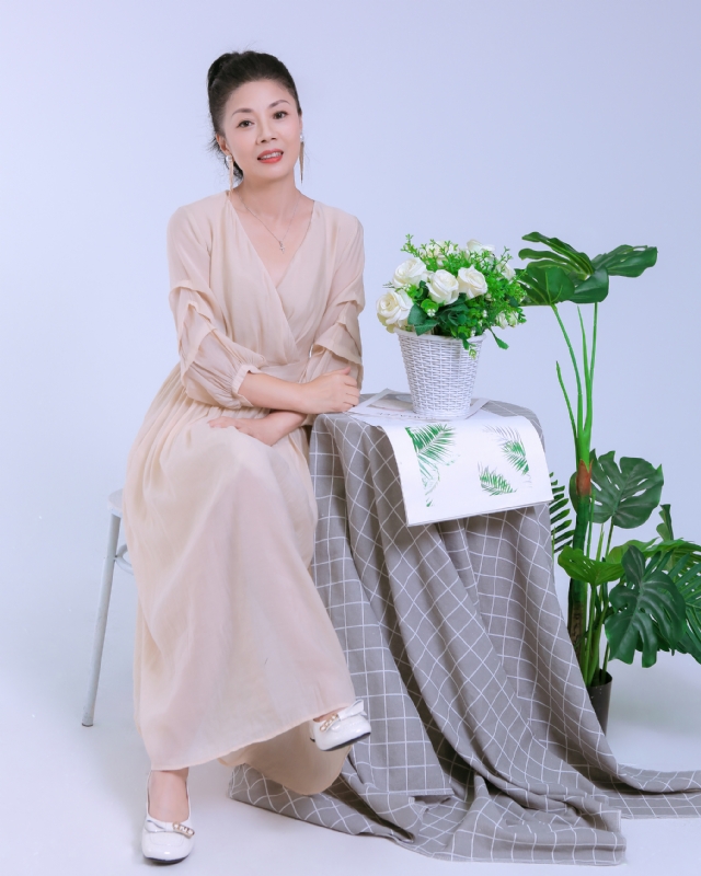 Anna的第一张照片--龙岩相亲服务中心