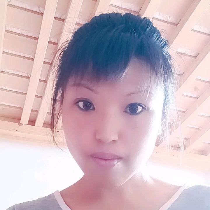 Lily的第一张照片--龙岩相亲服务中心