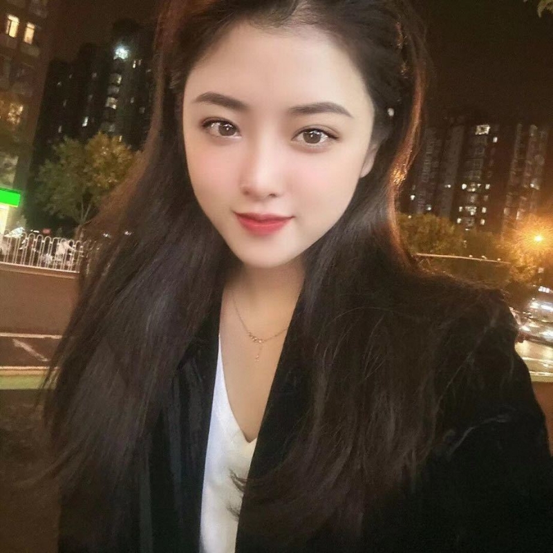 爱笑的女孩的第三张照片--龙岩相亲服务中心