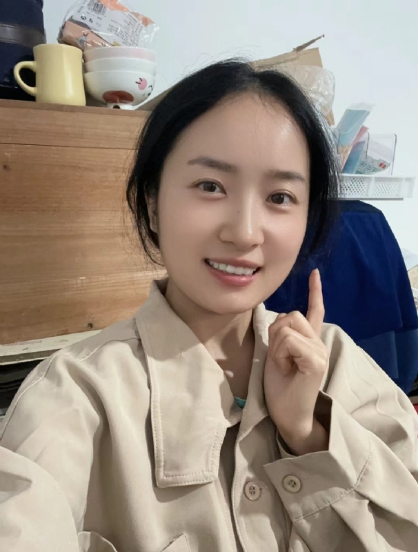 多喝热水的第一张照片--龙岩相亲服务中心