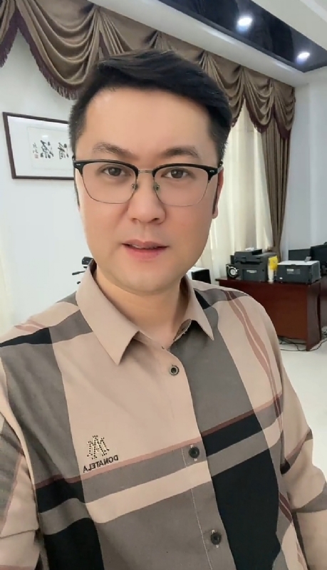 勤勉的第一张照片--龙岩相亲服务中心