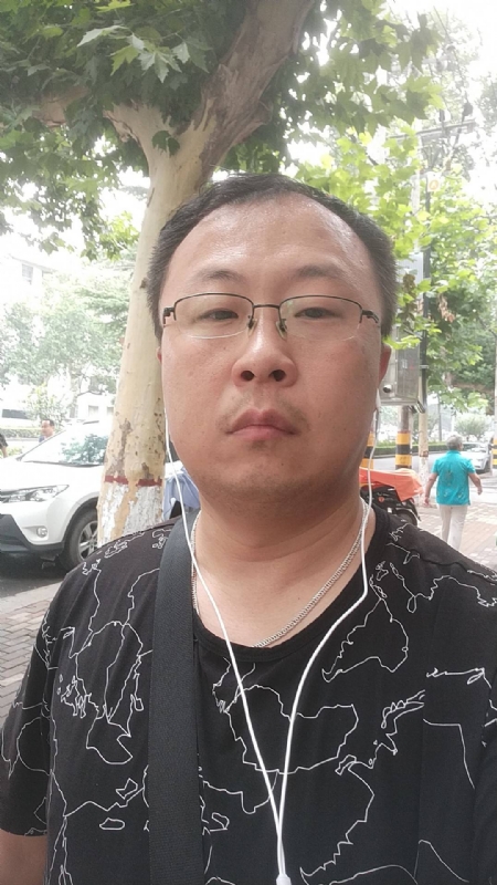 飘逸的星辰的第一张照片--龙岩相亲服务中心