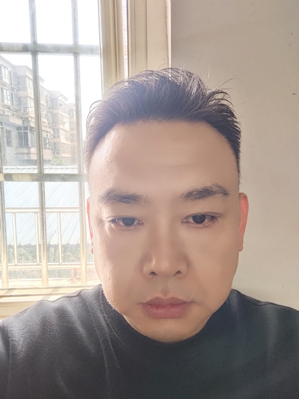 爱人先爱己的第一张照片--龙岩相亲服务中心