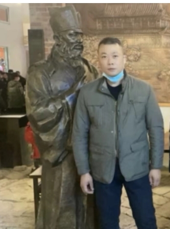 小峰的第一张照片--龙岩相亲服务中心