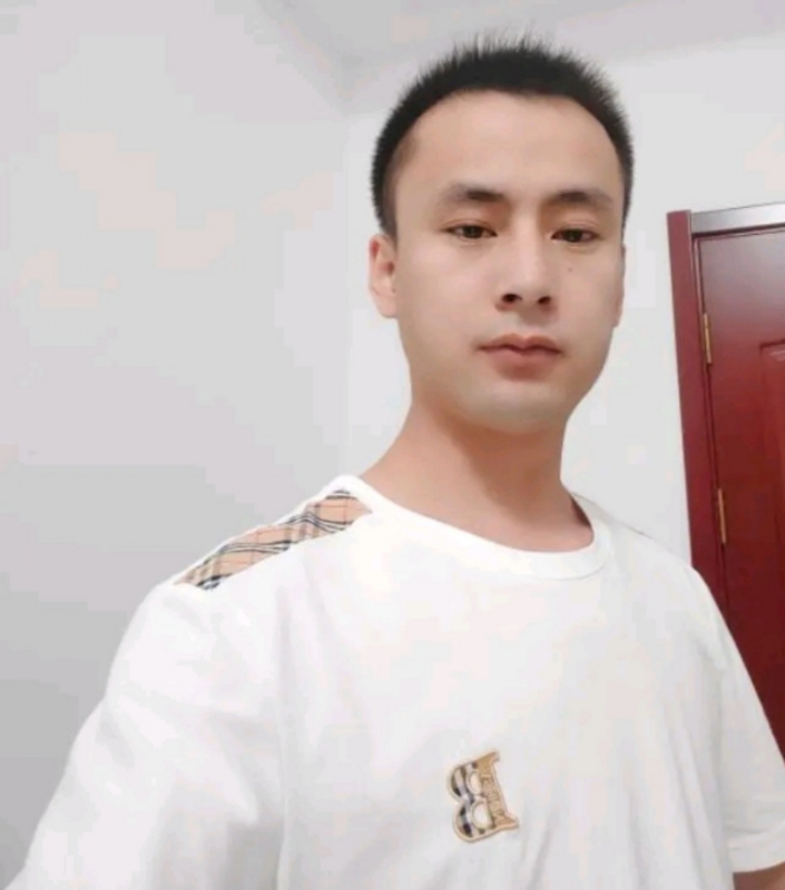 海阔天空的第一张照片--龙岩相亲服务中心
