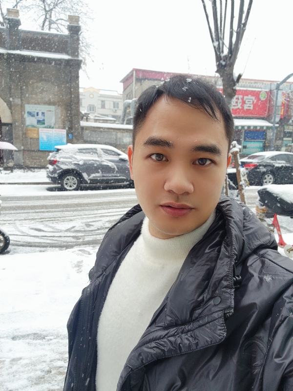 寻找合适伴侣的第一张照片--龙岩相亲服务中心