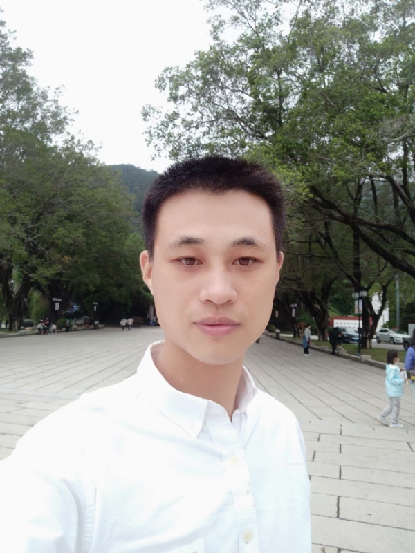 xu的第一张照片--龙岩相亲服务中心
