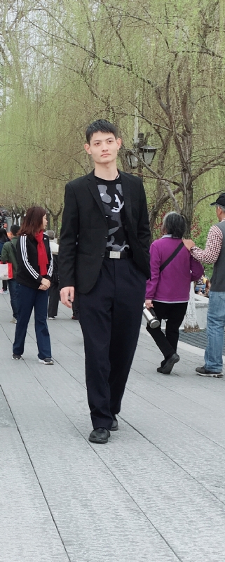 风一样的第一张照片--龙岩相亲服务中心