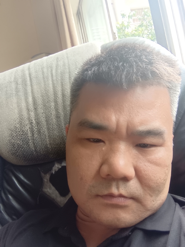 路人的第一张照片--龙岩相亲服务中心