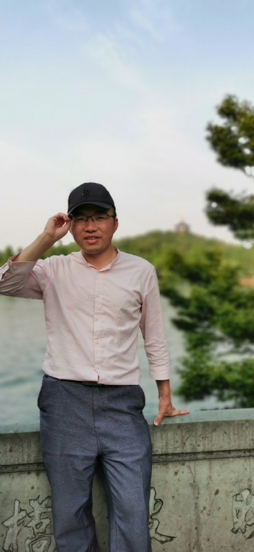 大叔有点忙的第三张照片--龙岩相亲服务中心
