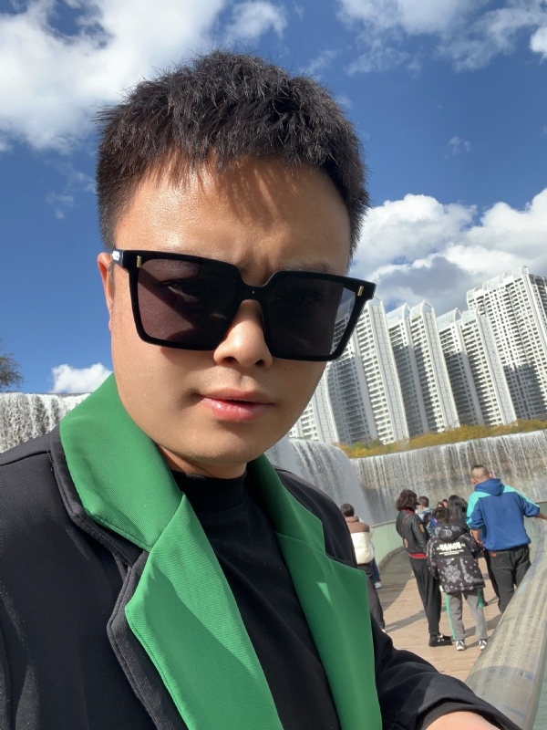 子阳的第一张照片--龙岩相亲服务中心