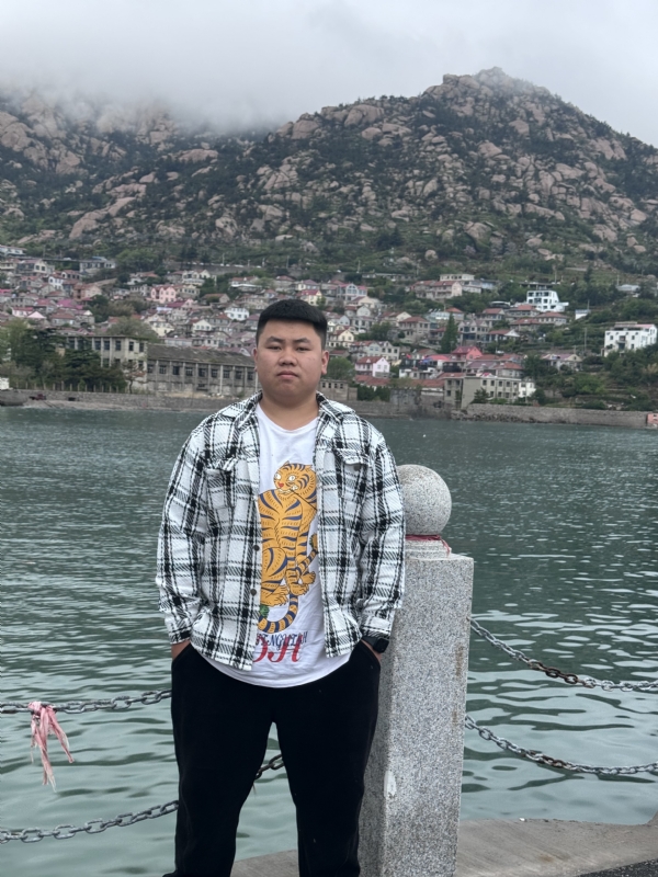 谨慎的第一张照片--龙岩相亲服务中心