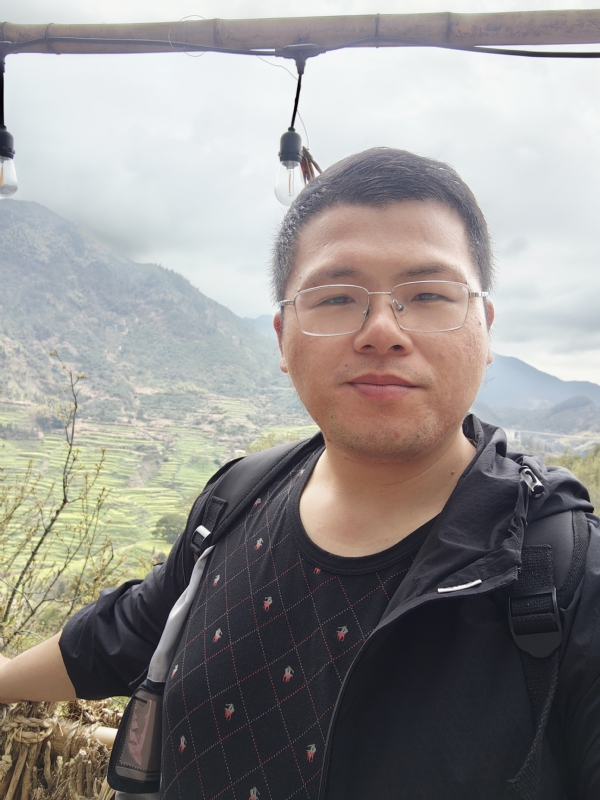青山的第三张照片--龙岩相亲服务中心