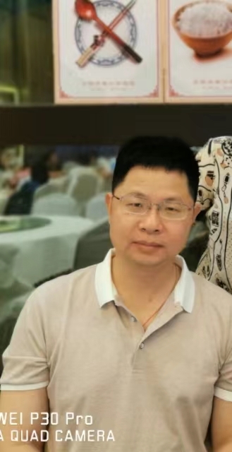 车che的第一张照片--龙岩相亲服务中心