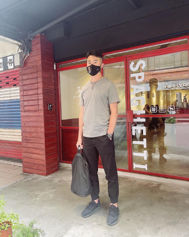 酒商安迪的第一张照片--龙岩相亲服务中心
