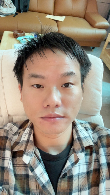 向日葵的第一张照片--龙岩相亲服务中心