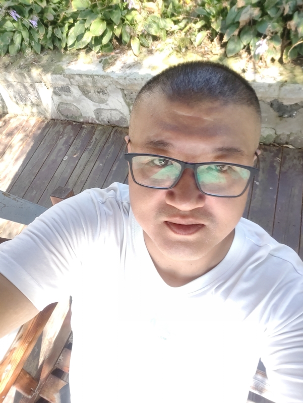 羊十八的第一张照片--龙岩相亲服务中心
