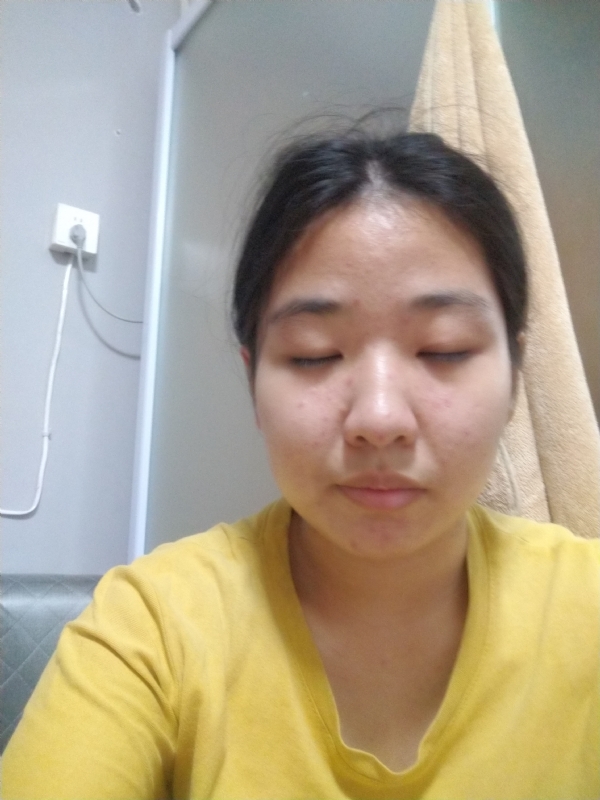 叶子的第一张照片--龙岩相亲服务中心