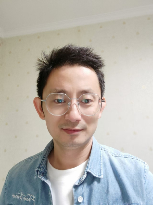 飘逸的第二张照片--龙岩相亲服务中心
