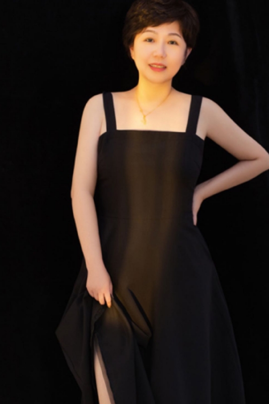 阿娜的第一张照片--龙岩相亲服务中心