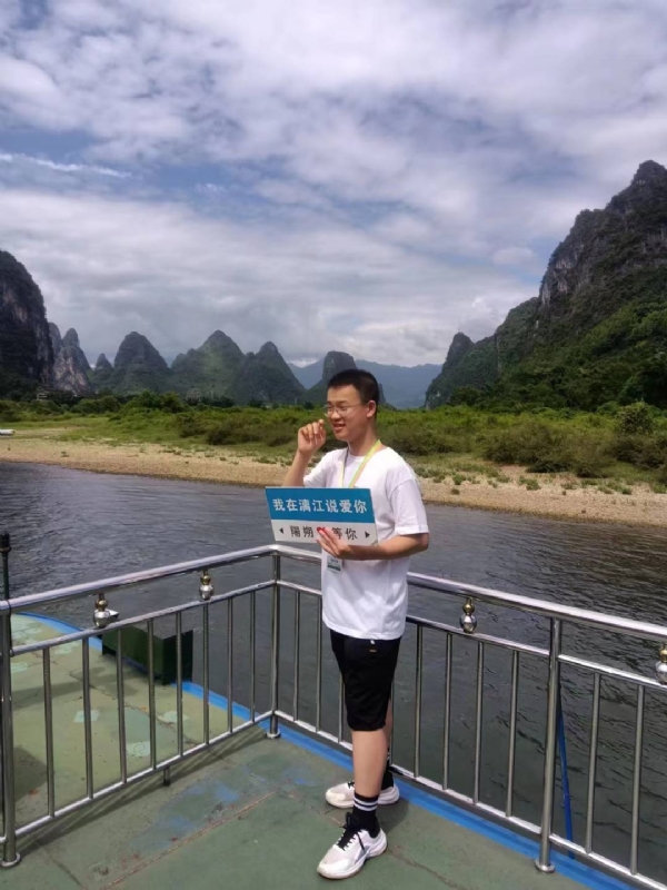 决胜时刻的第三张照片--龙岩相亲服务中心