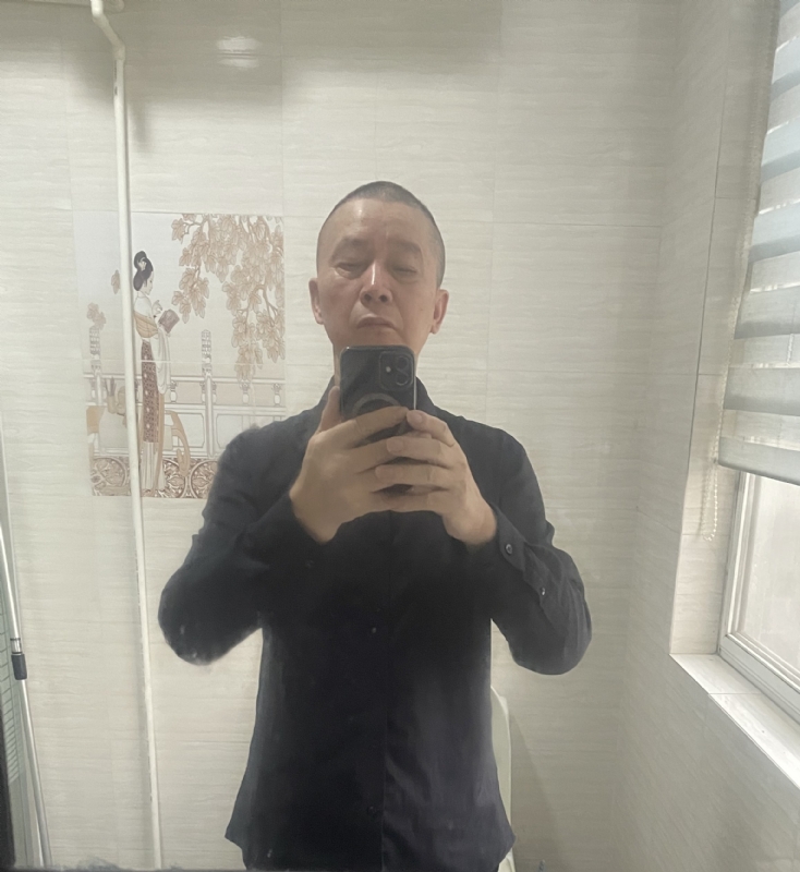 荣哥的第一张照片--龙岩相亲服务中心