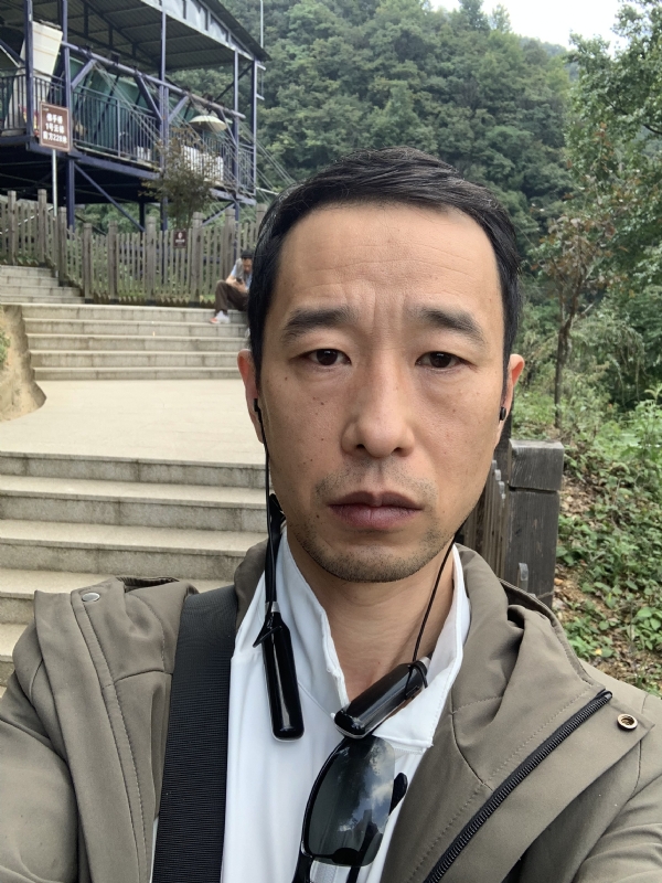 小林的第二张照片--龙岩相亲服务中心