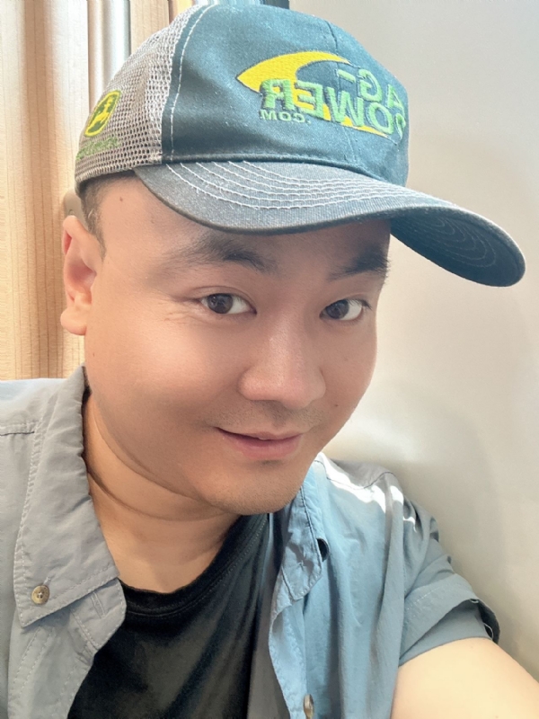 冰的第二张照片--龙岩相亲服务中心
