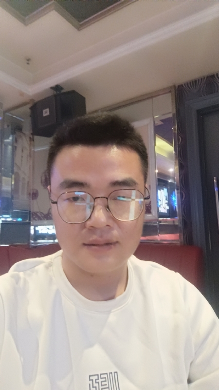 骑着蜗牛撵大象的第一张照片--龙岩相亲服务中心
