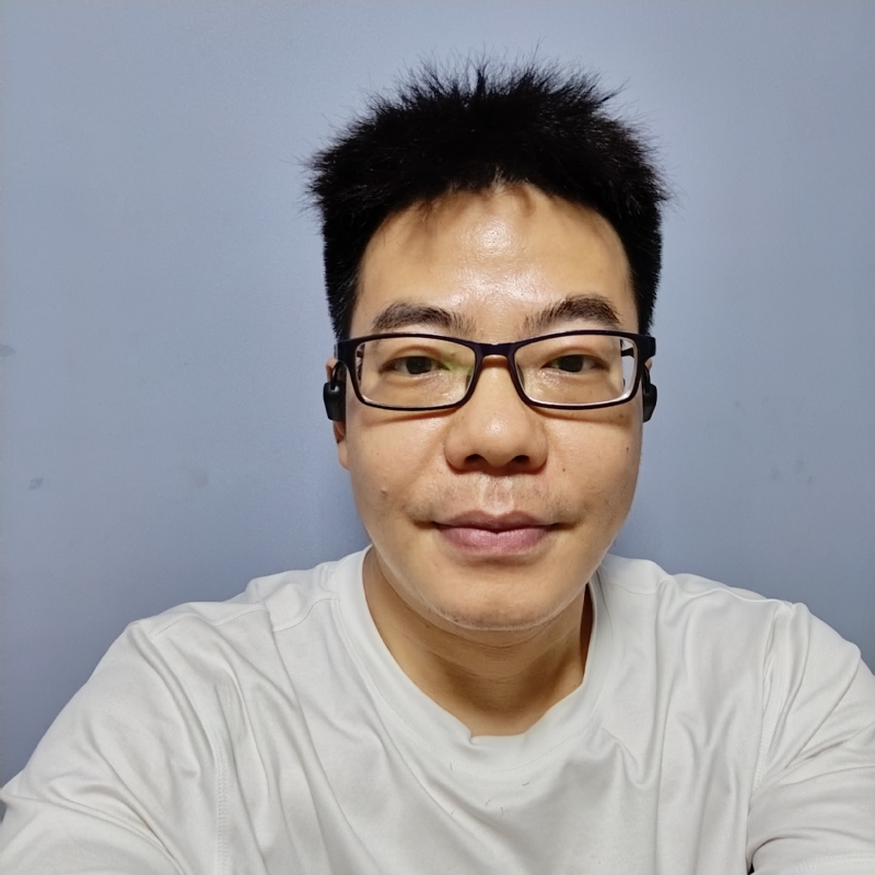 八月的星光的第一张照片--龙岩相亲服务中心