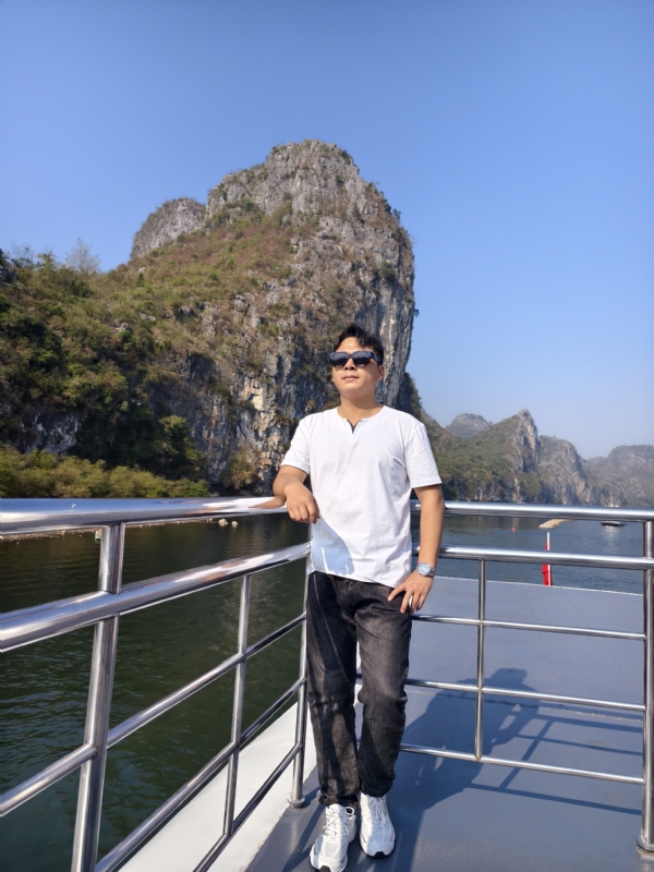 墨痕的第二张照片--龙岩相亲服务中心