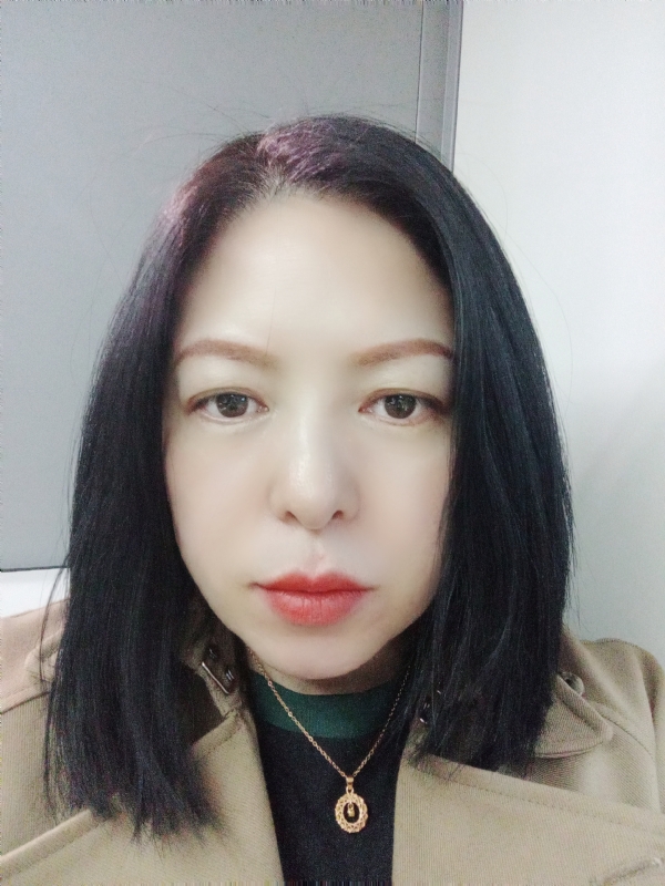 尘颜的第一张照片--龙岩相亲服务中心