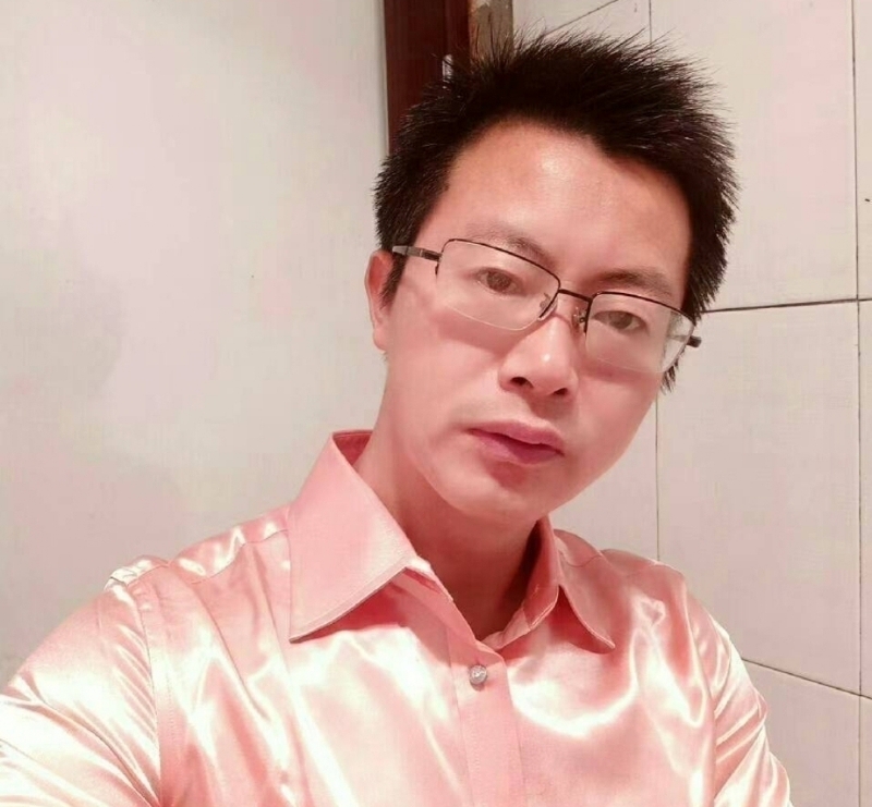 亮亮的第一张照片--龙岩相亲服务中心