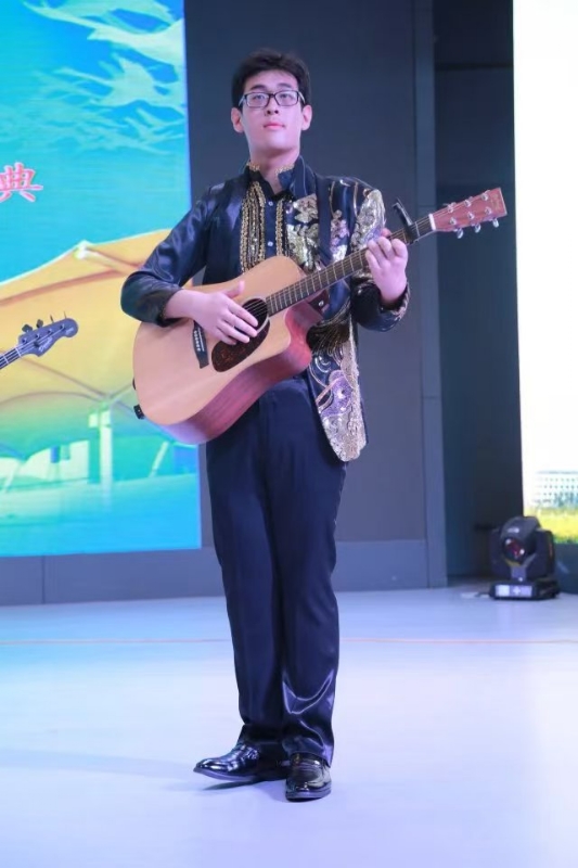 一叶知秋ZG的第一张照片--龙岩相亲服务中心