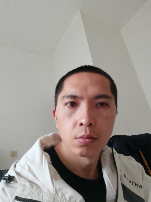 至诚的第一张照片--龙岩相亲服务中心