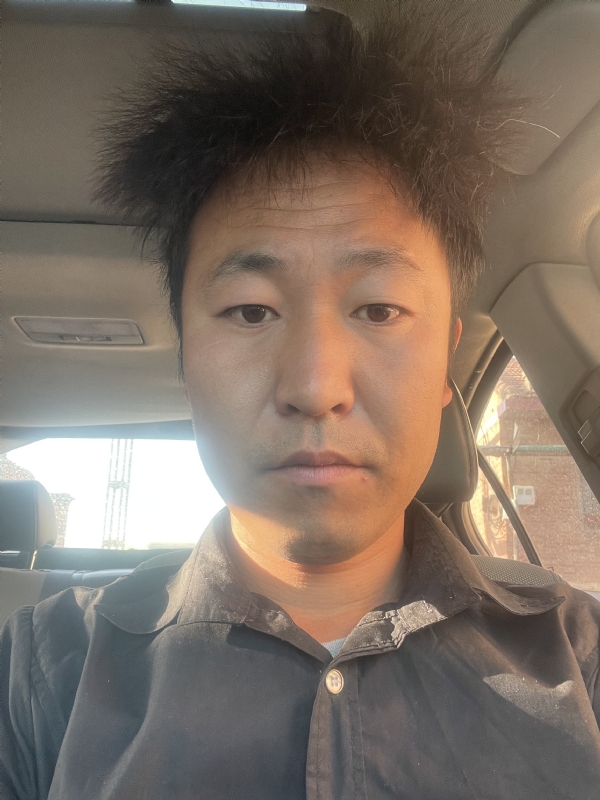 从此冷漠的第一张照片--龙岩相亲服务中心
