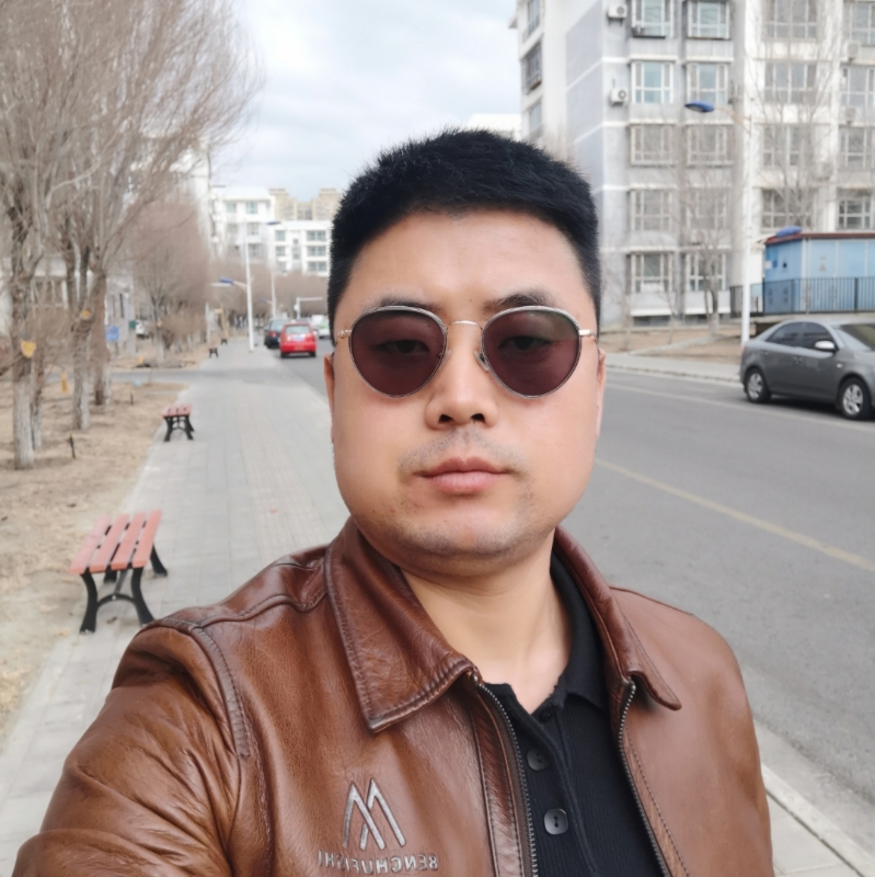月下听风的第一张照片--龙岩相亲服务中心