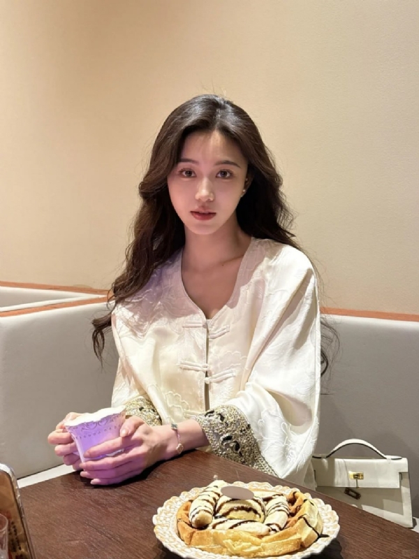 Anna的第一张照片--龙岩相亲服务中心