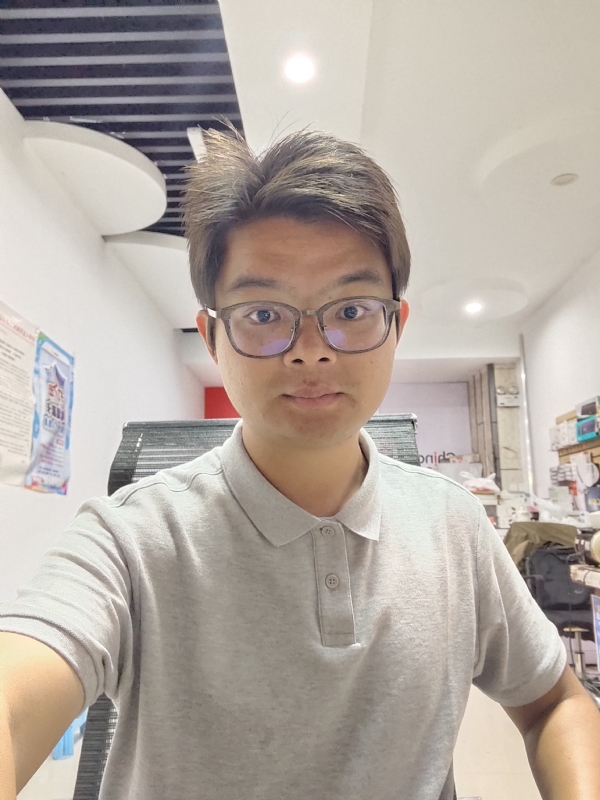 华兴通讯的第一张照片--龙岩相亲服务中心