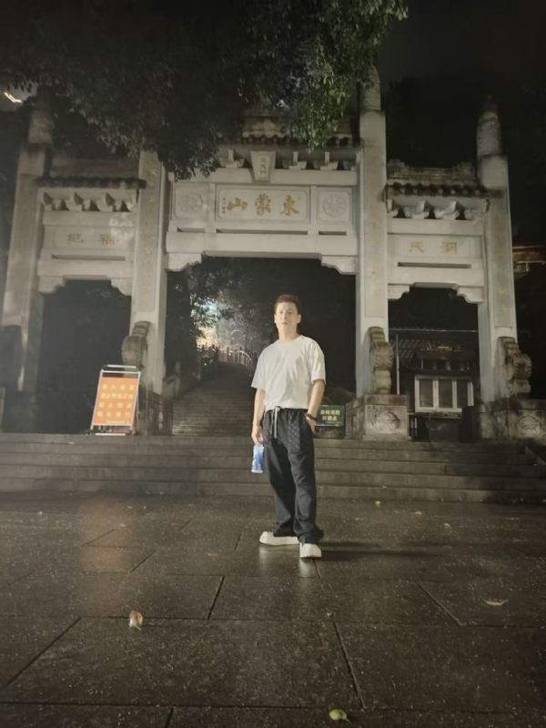 慕晨的第一张照片--龙岩相亲服务中心