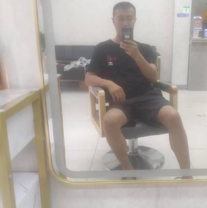 闫杰的第一张照片--龙岩相亲服务中心